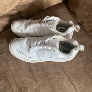 White Nike tennis shoes